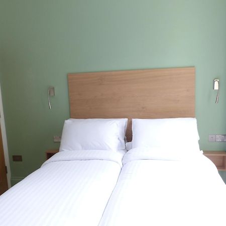 Marldon Olympia Hotel Лондон Екстериор снимка