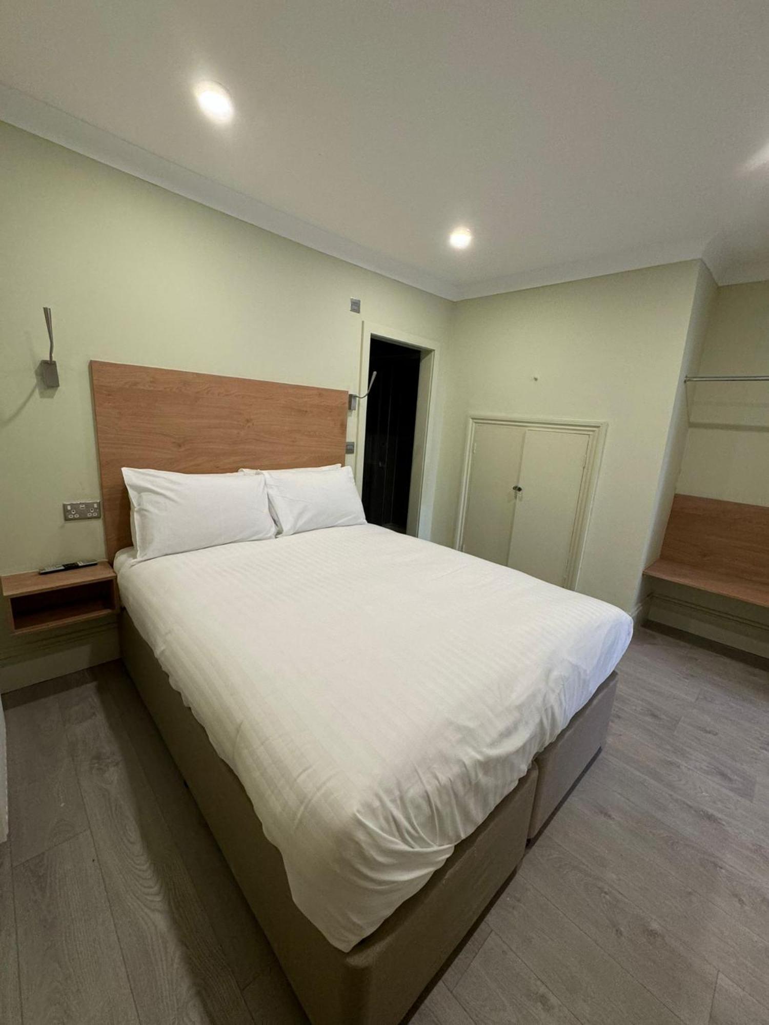 Marldon Olympia Hotel Лондон Екстериор снимка