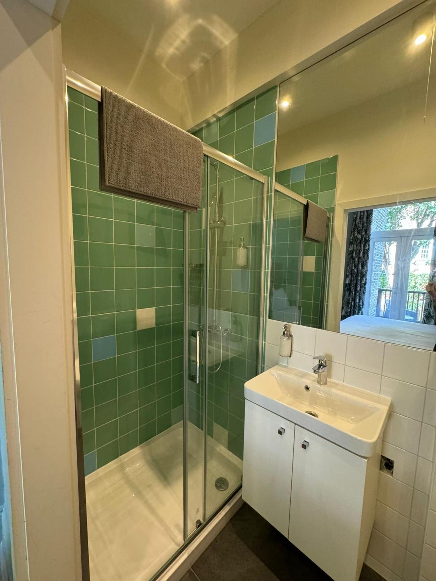 Marldon Olympia Hotel Лондон Екстериор снимка