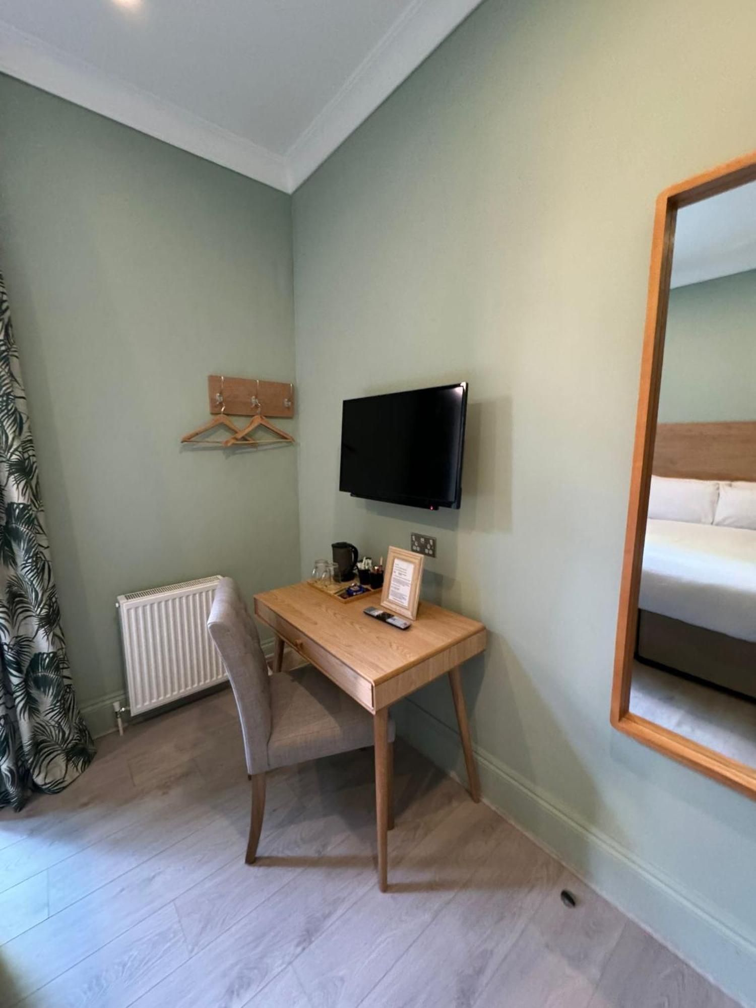 Marldon Olympia Hotel Лондон Екстериор снимка