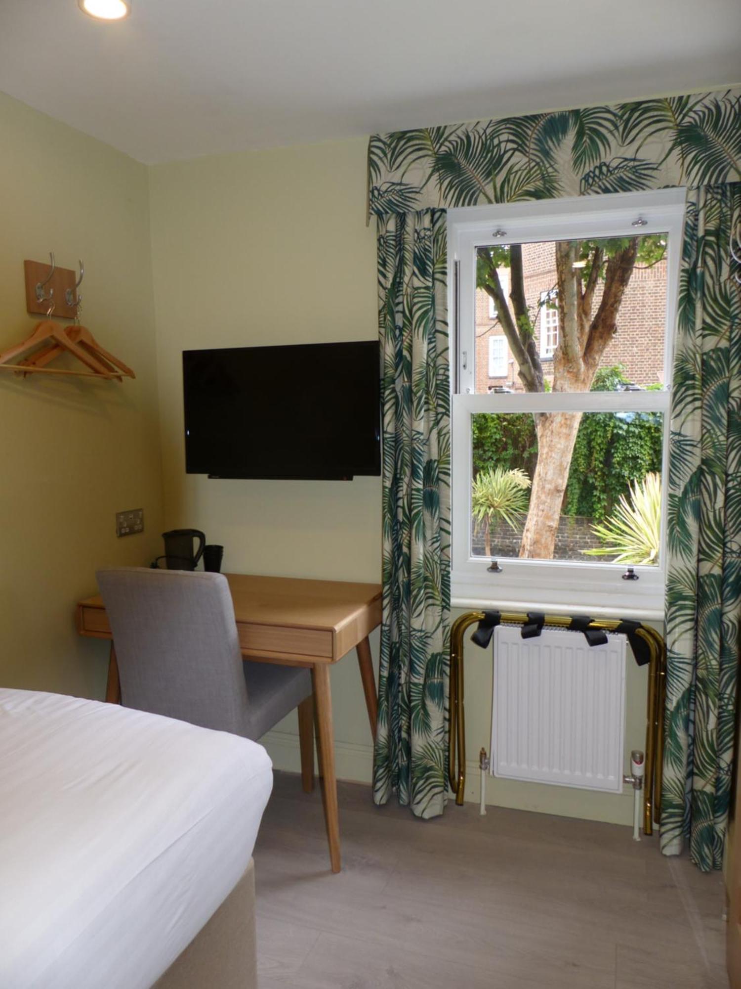 Marldon Olympia Hotel Лондон Екстериор снимка