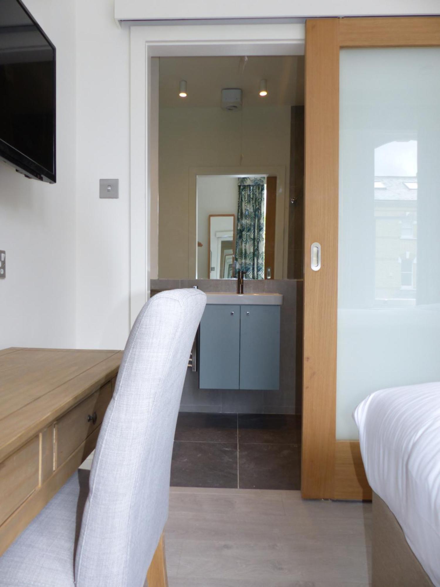 Marldon Olympia Hotel Лондон Екстериор снимка