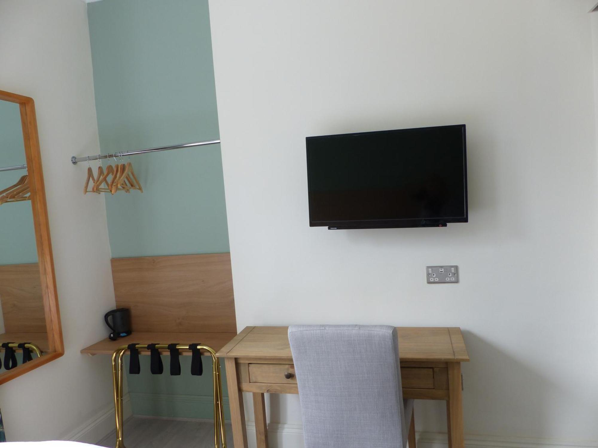 Marldon Olympia Hotel Лондон Екстериор снимка