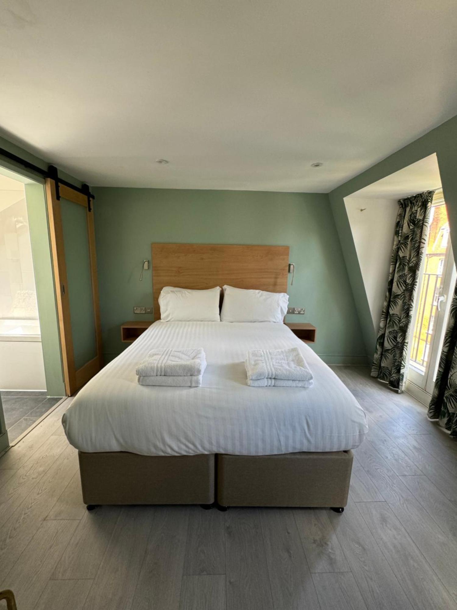 Marldon Olympia Hotel Лондон Екстериор снимка